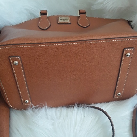 DOONEY & BOURKE BAG AND WALLET - Picture 3 of 4